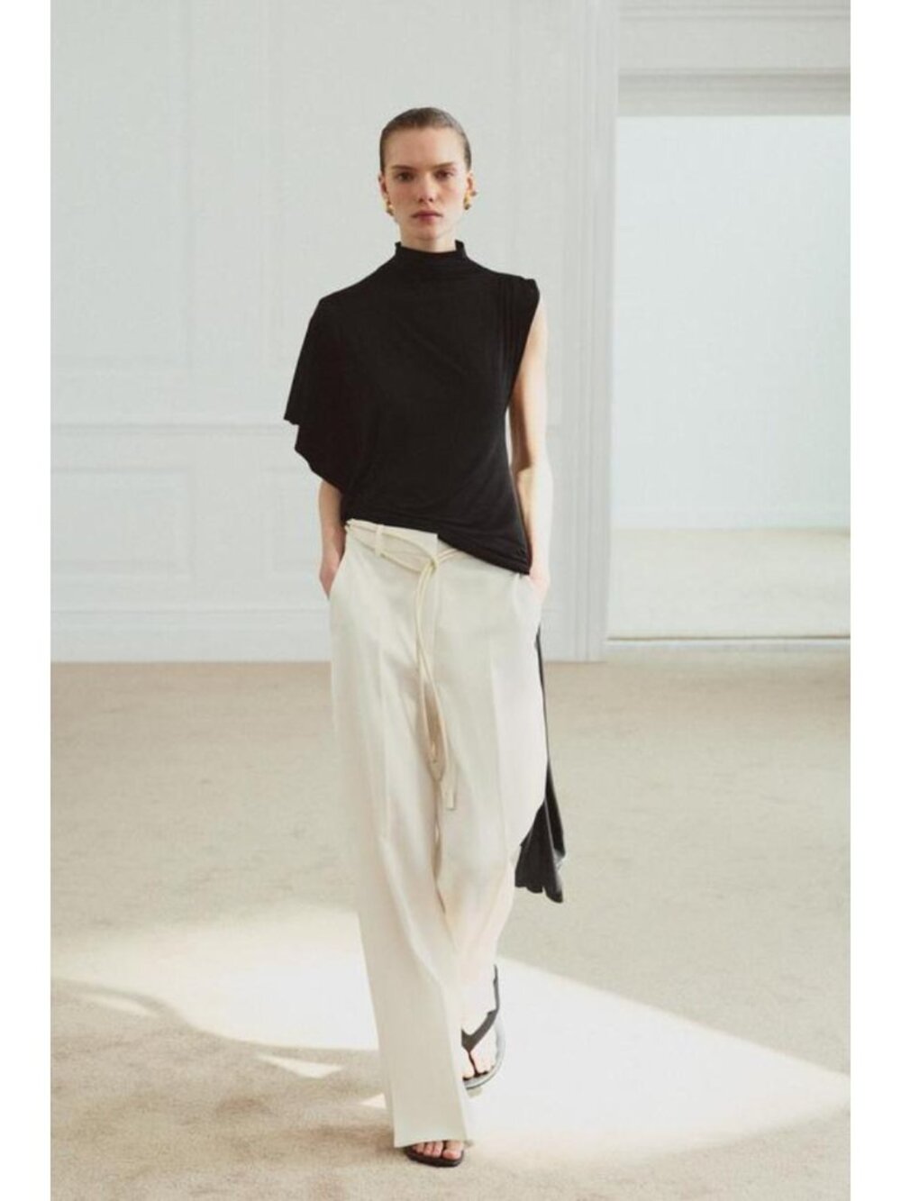 ZARA DRAPED ASYMMETRIC TOP
